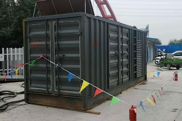 两当发电机租赁空气滤清器多久更换一次？