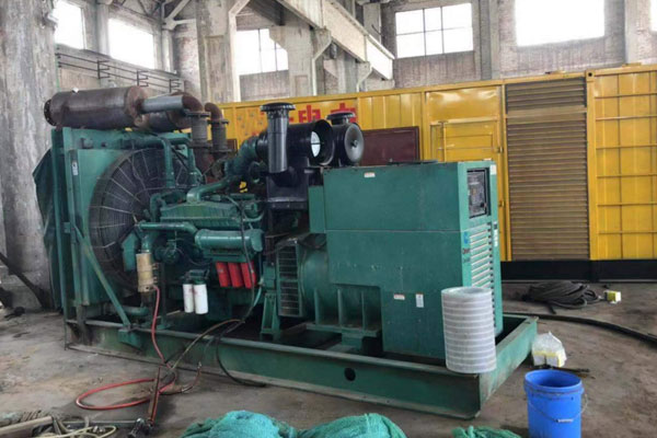 两当发电机组的空气滤清器应该如何保养？