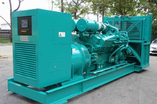 两当柴油发电机组电压不稳定怎样维修？