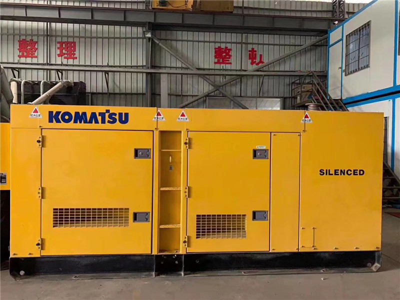 两当不同类型的储能技术在市场规模增长趋势下的发展方向有哪些？