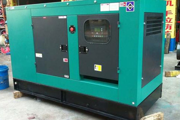 两当如何检查机油的使用时间？