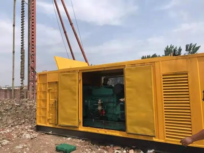 两当清洗空气滤清器时需要注意什么？